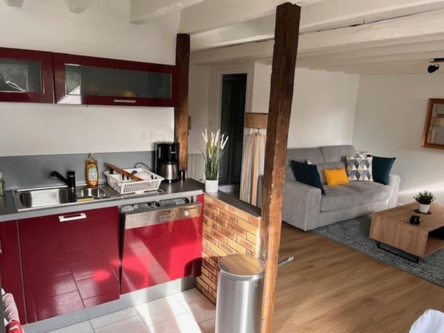 Appartement Calme Entre Ville Et Circuit Le Mans Luaran gambar
